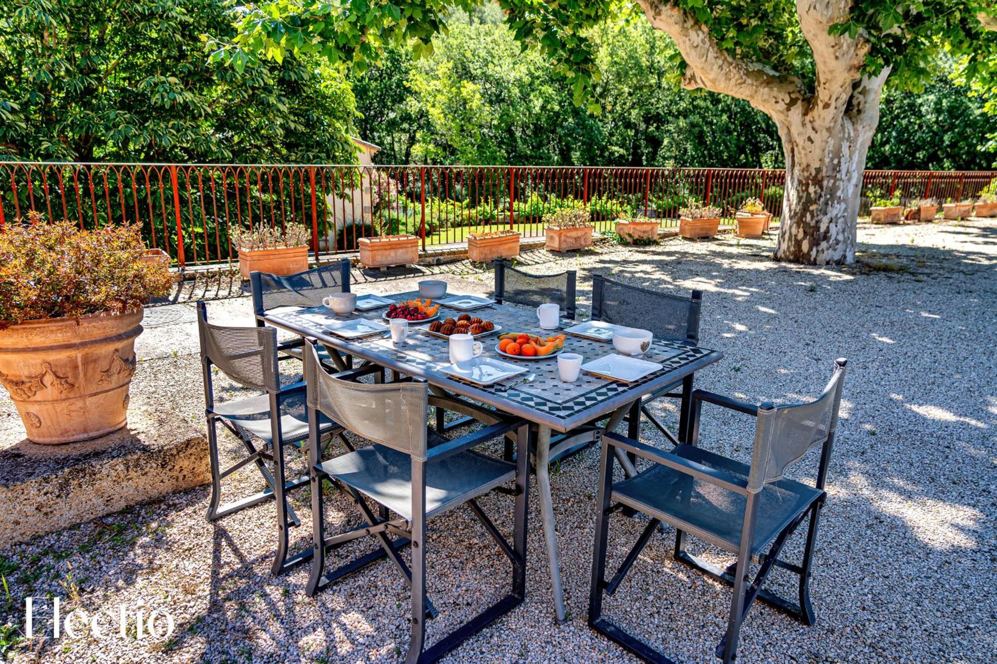 Le Puy-Sainte-Réparade Bastide Domaine Tour Campanets 아파트 호텔 외부 사진